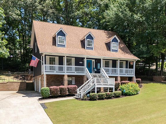 3rd image of 1602 Paddock Ln