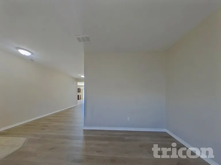 8965 Vanderwood Rd — Photo 16