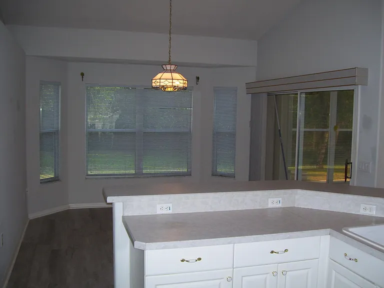 2675 N Canterbury Lake Dr — Photo 5