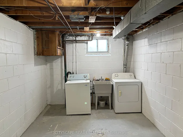 116 Guildwood Pkwy — Photo 7