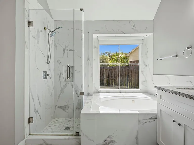 1638 Almond Brook Ln — Photo 25