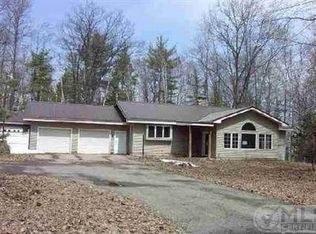 W7600 Upper Pine Creek Dr, Iron Mountain, MI 49801