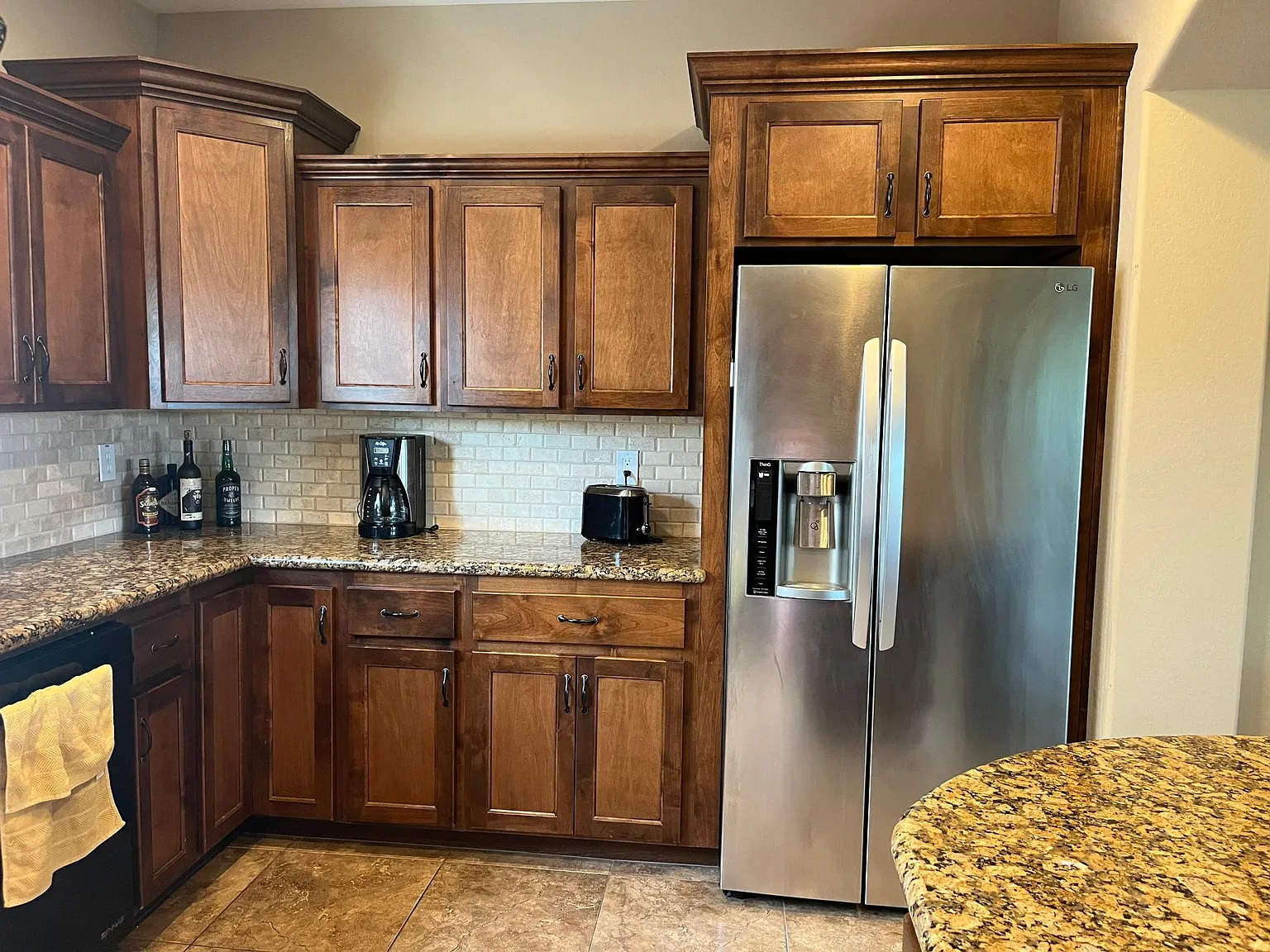 3 bed, 1770 sqft, $2,600 — Photo 3