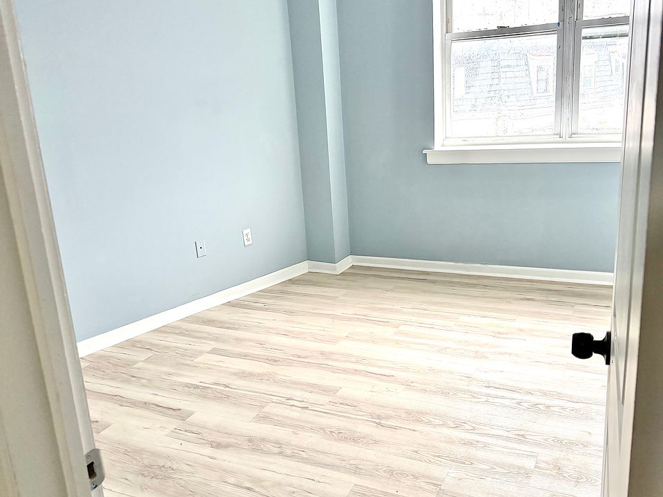 1st image of 4519 Frankford Ave Floor 2