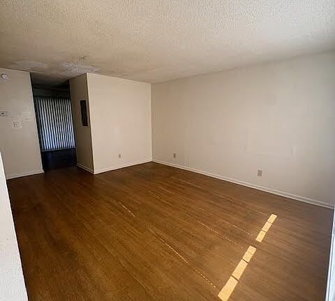 2nd image of 205 Kristin Dr #B