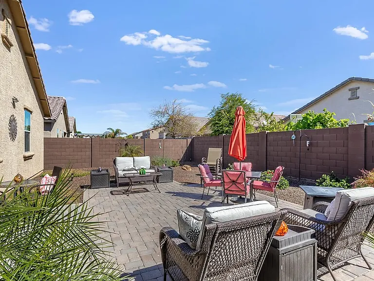 8445 N 61st Ln — Photo 8