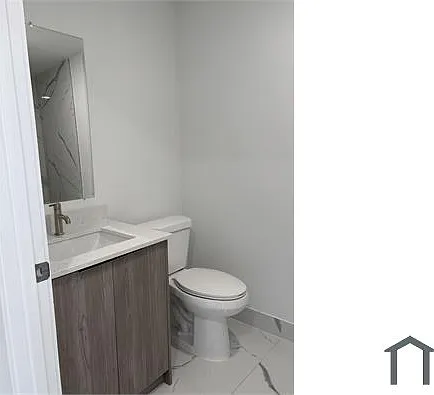 4 bed, 1400 sqft, $2,900 — Photo 3