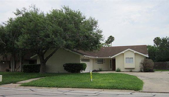 2nd image of 5618 La Cana Dr