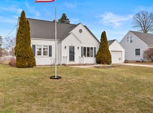 202 E Douglas St, Port Washington, WI 53074