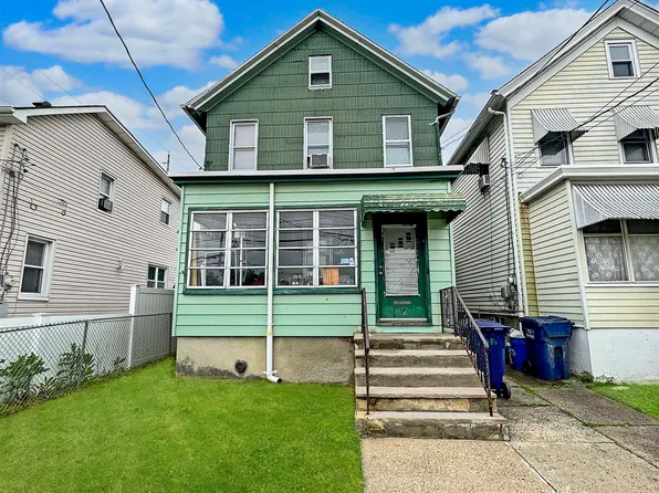 113 Kansas St, Hackensack, NJ 07601