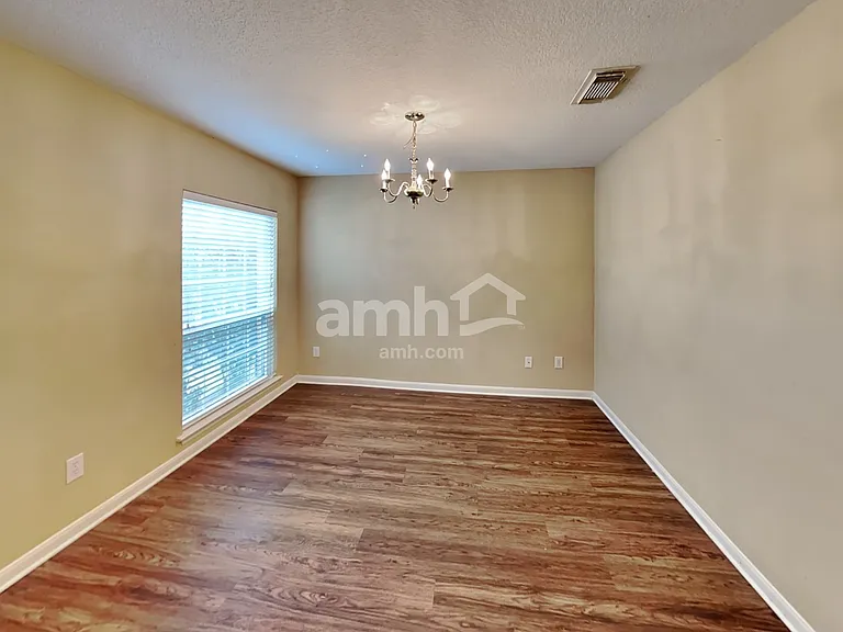1022 Yorkshire Hollow Ln — Photo 8