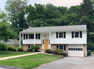 65 Ridgeview Rd, Hummelstown, PA 17036