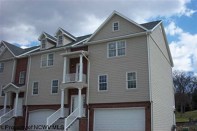 1st image of 305 Saint Andrews Dr