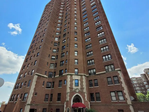 8162 E Jefferson Mezz B #B, Detroit, MI 48214