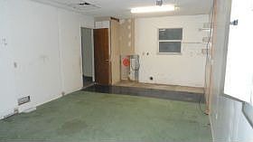 5th image of 6049 Knollwood Dr