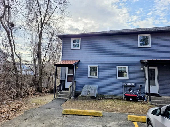 29 W Lake St #9, Easthampton, MA 01027