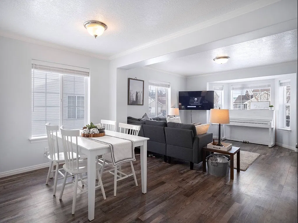 3 bed, 1.5 bath, 1368 sqft, $1,650 — Photo 3