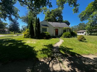 1551 Forest Hill Ave, Flint, MI 48504