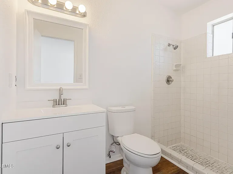 1280 Plaza Maria #B — Photo 3