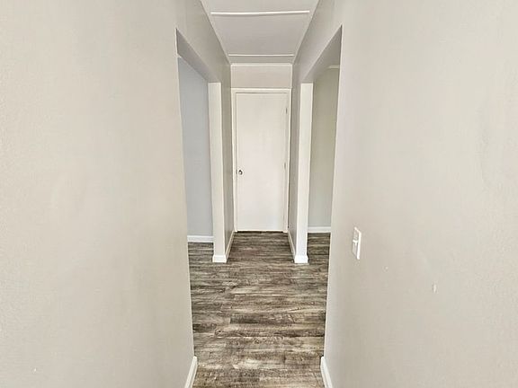 3rd image of 529 Revere Rd