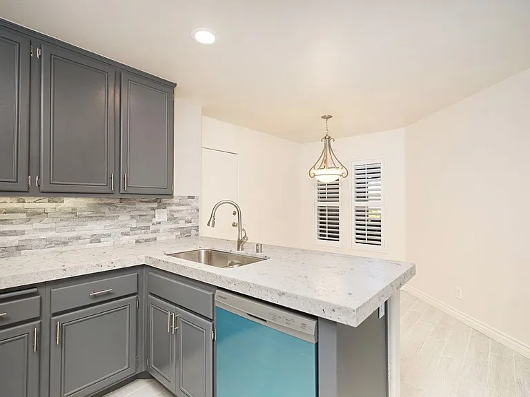54 Cameray Hts — Photo 4
