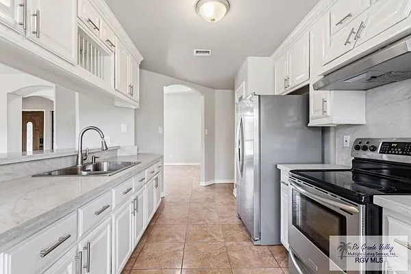 6202 Santa Lucia Dr — Photo 7