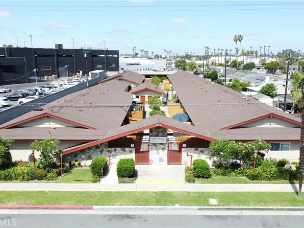 6851 Dale St, Buena Park, CA 90621