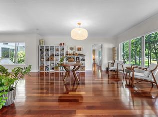 8 Pinta Rd, Miami, FL 33133