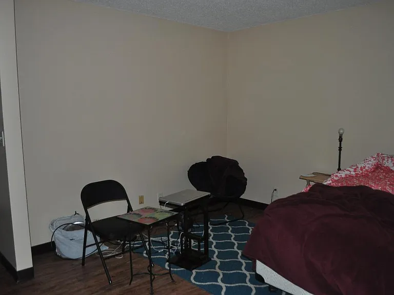 906 Harlocke St #2 — Photo 6