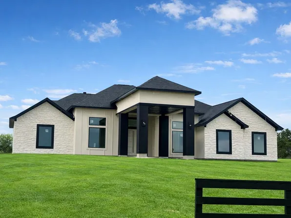 14380 Childress Ranch Dr, Washington, TX 77880