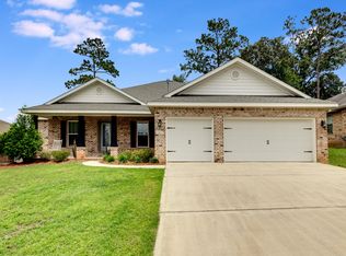 3045 Crown Creek Cir, Crestview, FL 32539