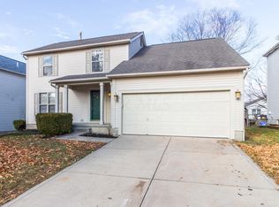 8238 Sea Star Dr, Blacklick, OH
