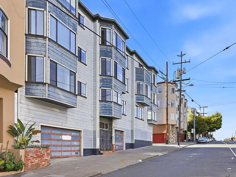 550 Church St #2 — Photo 22