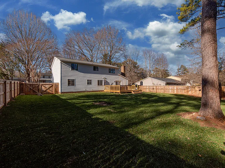 616 Sweetgum Ln — Photo 39