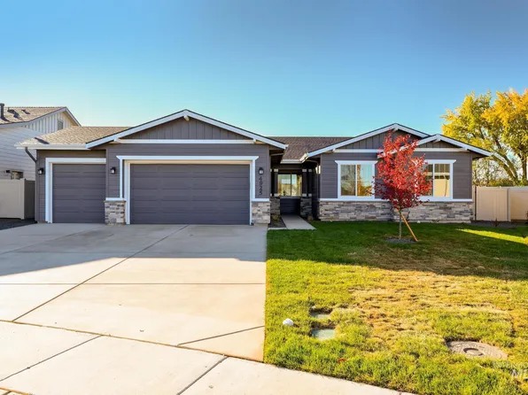 12668 W Wayfaring Dr, Star, ID 83669