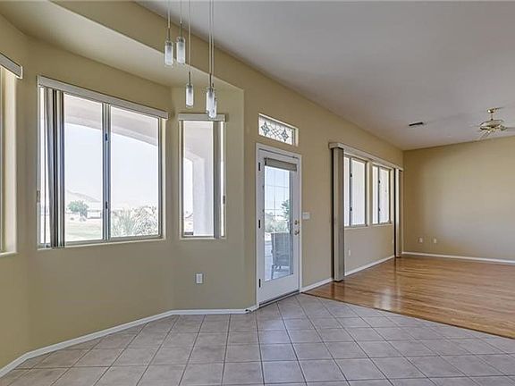 4th image of 10528 Back Plains Dr