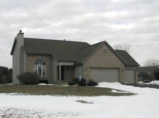 8628 Aberdeen Rd, Caledonia, IL 61011