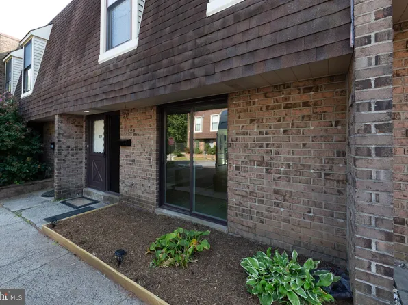 11837 Academy Rd #D7, Philadelphia, PA 19154