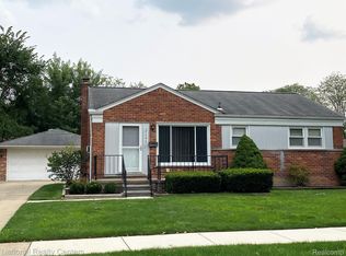 31175 Hathaway St, Livonia, MI 48150