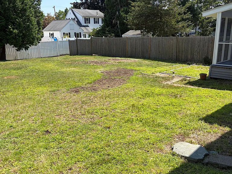 11 Debra Ln — Photo 3