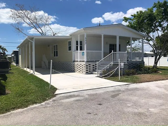 608 Bougainvillea Ct #608 — Photo 1