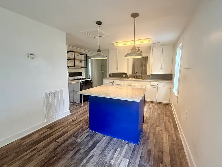 2116 Creole St — Photo 17
