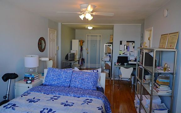 5th image of 129 Beach 118th St APT 6L