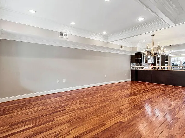 919 Decatur St NW — Photo 6