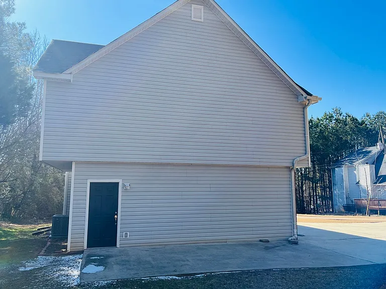 5612 Feldwood Rd — Photo 43