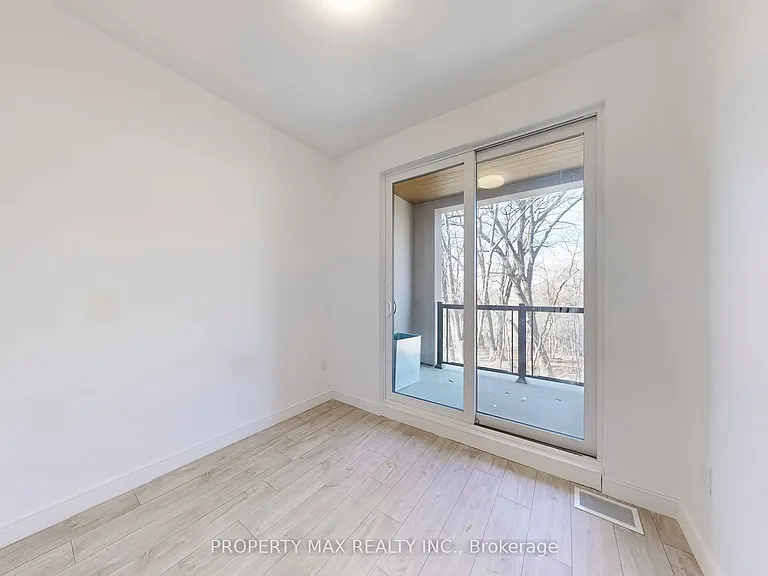 170 Clonmore Dr #9 — Photo 15