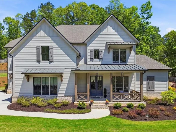120 Mills Ln, Ball Ground, GA 30107