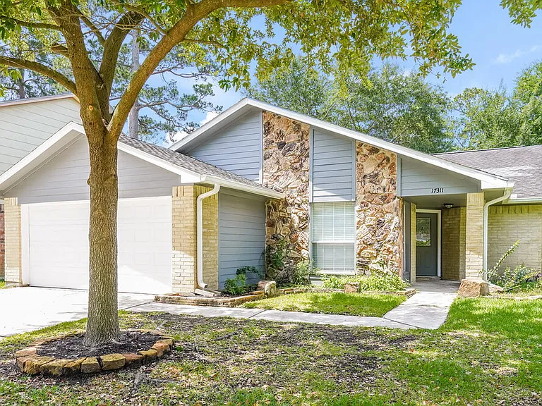 17311 Modbury St — Photo 1