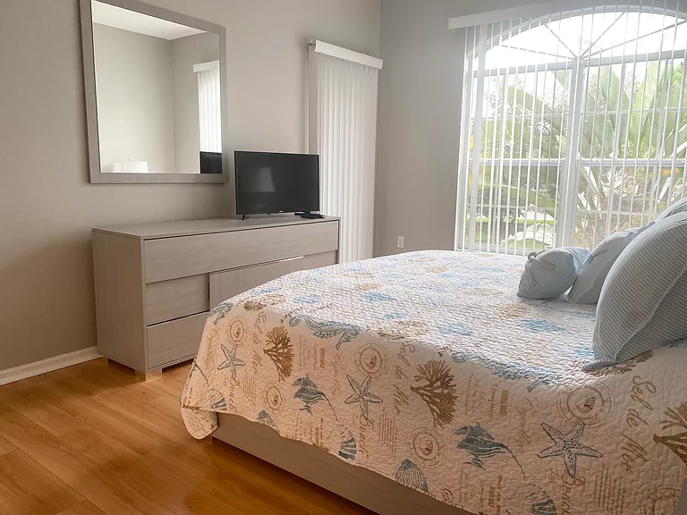 1104 Gondola Park Dr — Photo 5