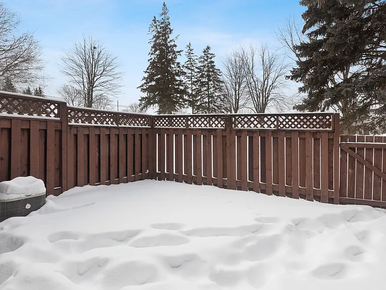 2190 Halifax Dr #14 — Photo 25